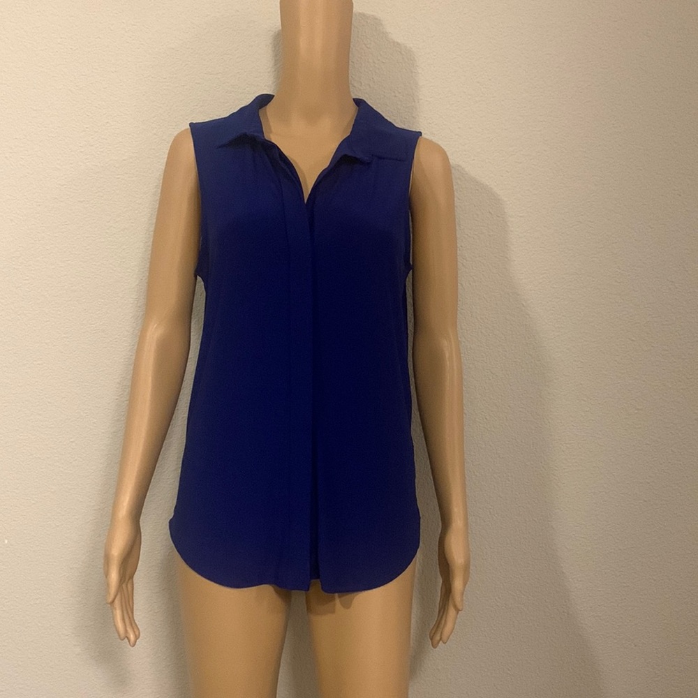 Sleeveless Button Down Top, Royal Blue, size M